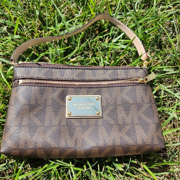 Michael Kors handbag and wristlet wallet set - Picture 11 of 13